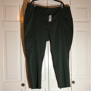 NWT J. Jill LT Olive Cargo Pant SZ 26W